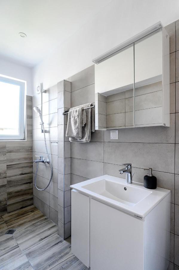 וארנה Studio Thermi 1 מראה חיצוני תמונה